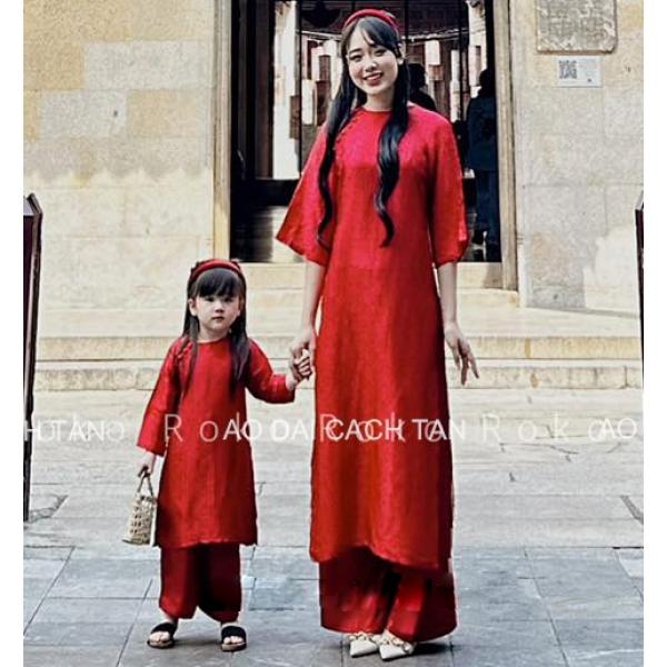 Áo dài cách tân nữ dáng suông, áo dài chất liệu gấm cho các nàng thơ diện sự kiện lễ tết đẹp
