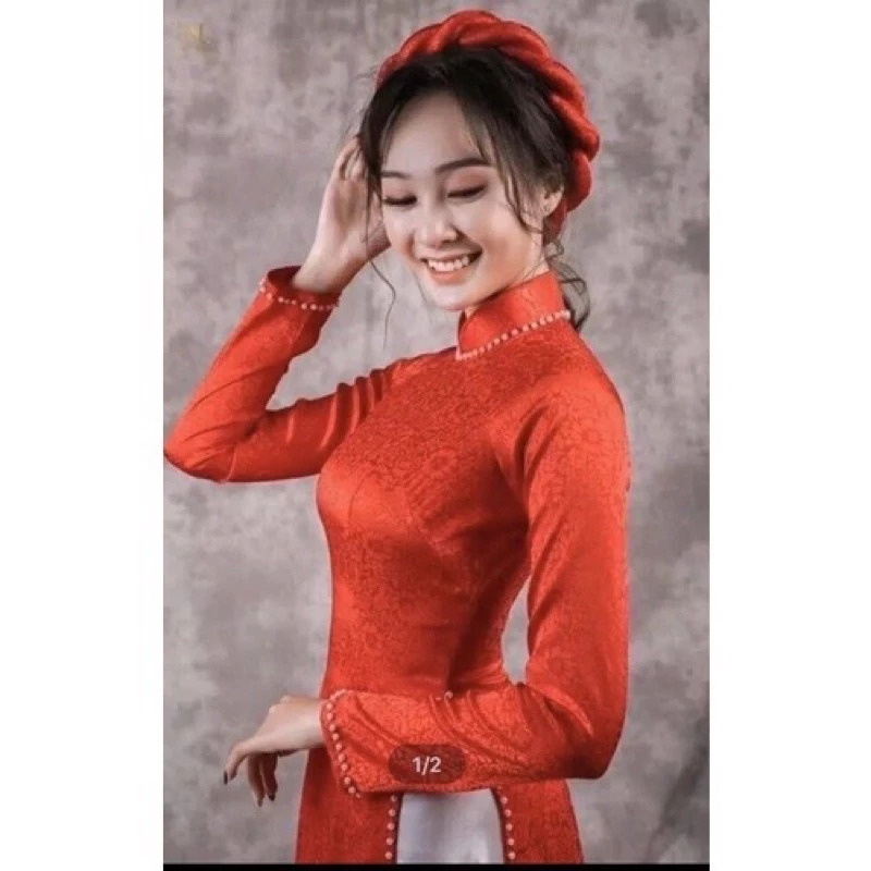 Mấn đội đầu mặc áo dài đủ màu sắc