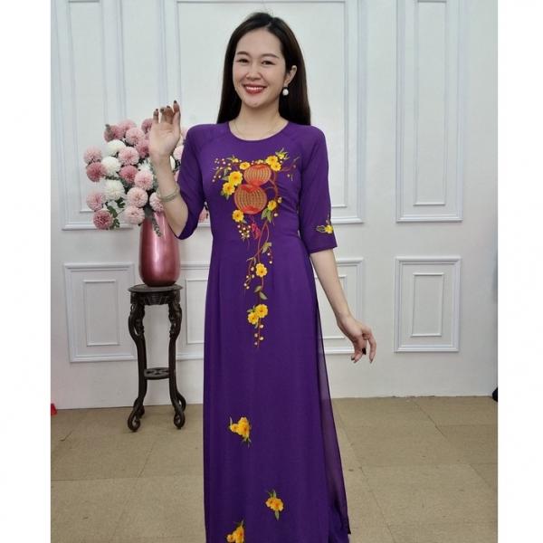 Tặng 156 áo dài thêu chiffon tím huế hoa vàng đèn lồng đỏ (KHÔNG GỒM QUẦN)